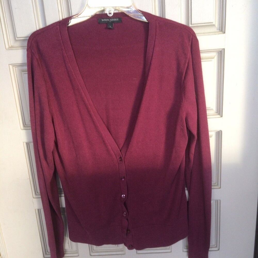 Banana Republic Cardigan Sz L Maroon V Neck Button Down Long Sleeves Pre-Owned